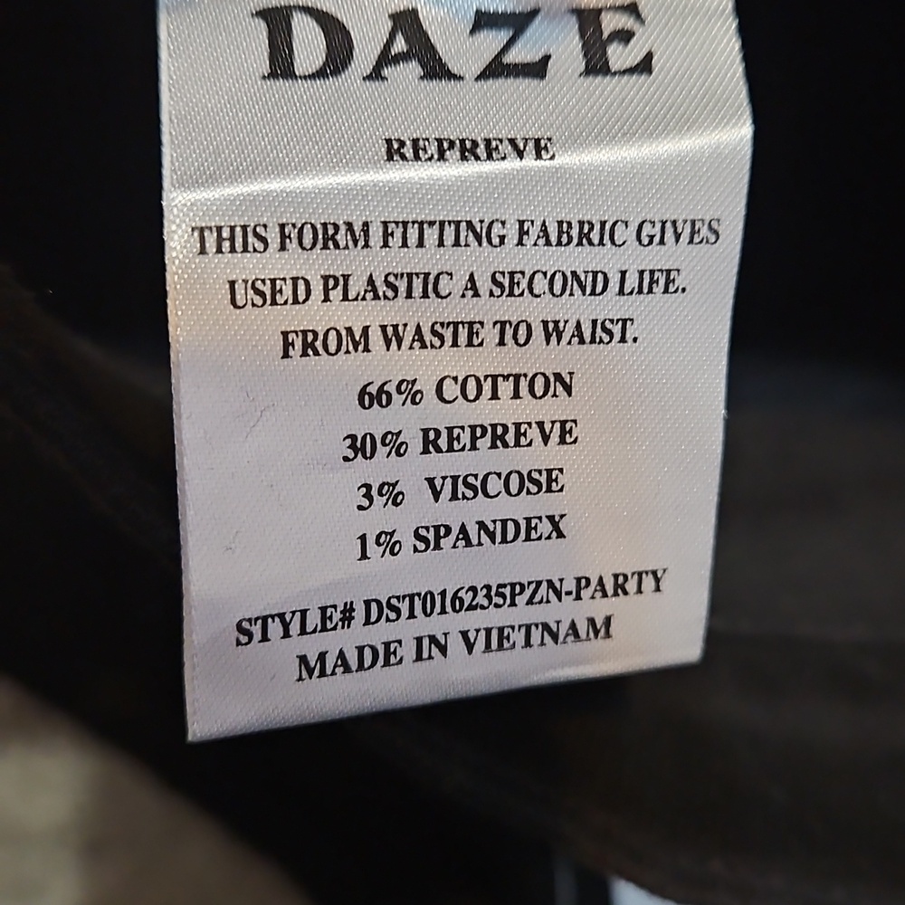 DAZE Denim Echo High-Rise Wide Leg Black Jeans-NWT - Picture 10 of 13